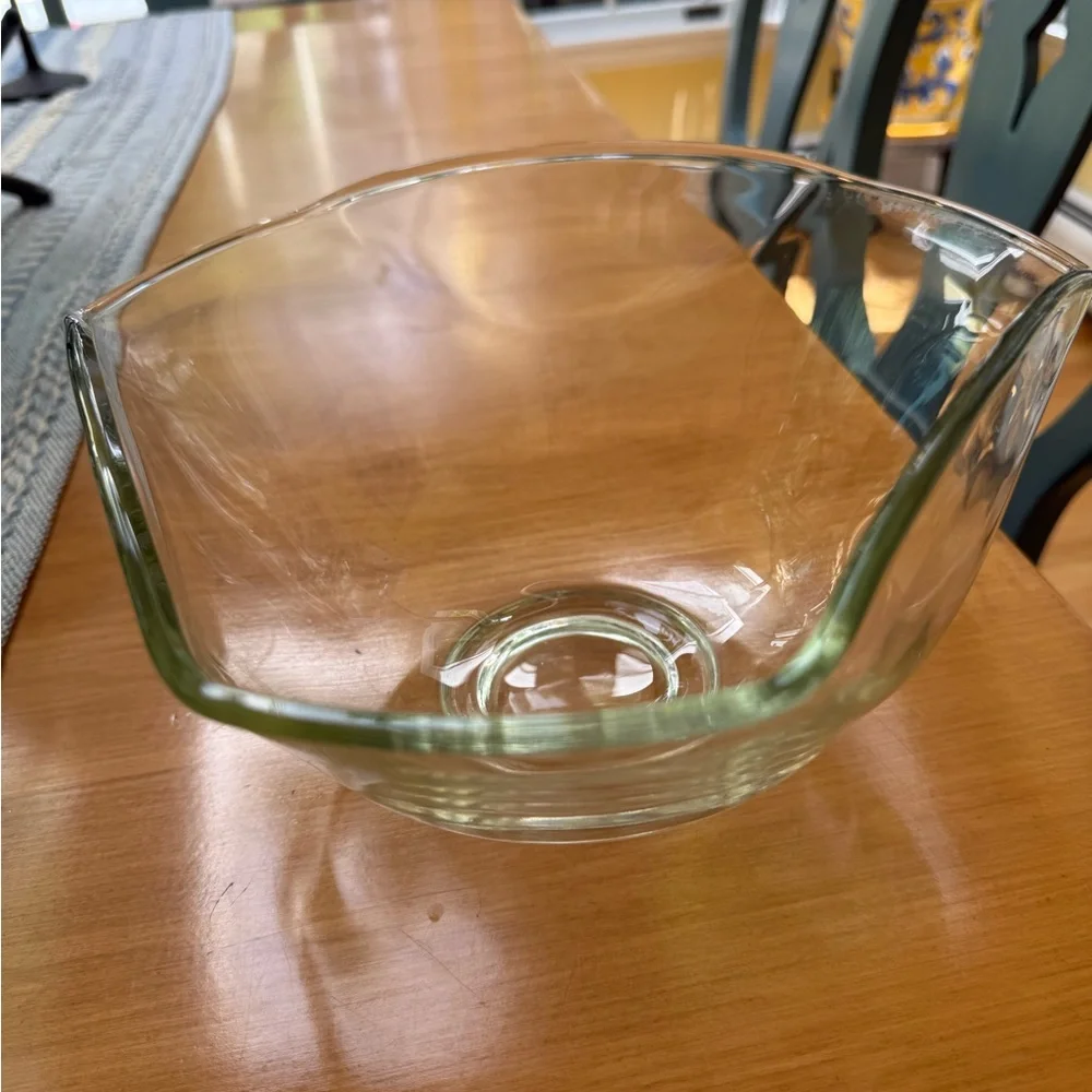 Vintage Indiana Glass Tinted Pale Green Glass Bowl